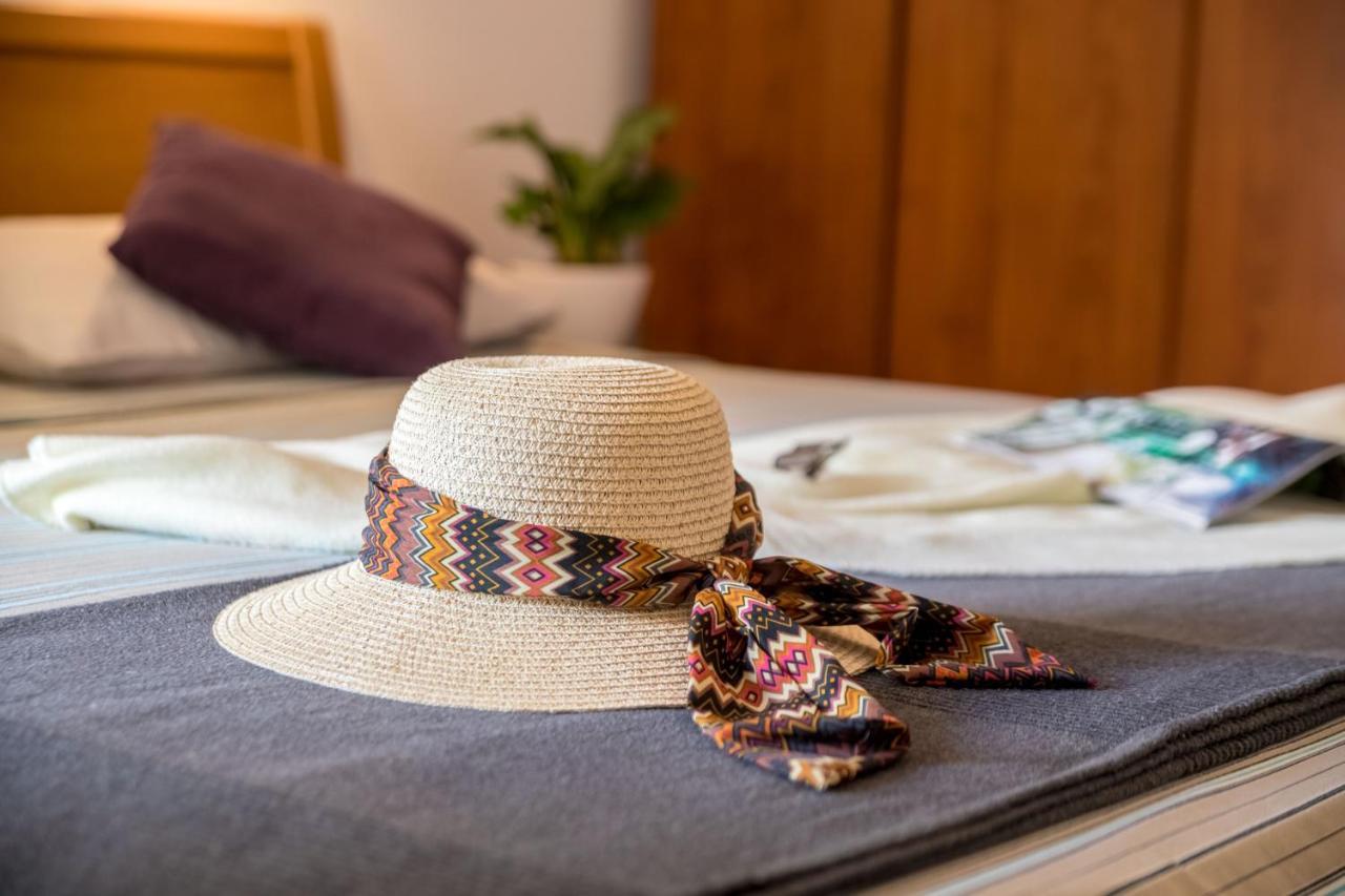 Terra Magica Deluxe Apartment Or Room With Private Parking, Terrace And Sea View Рийека Екстериор снимка